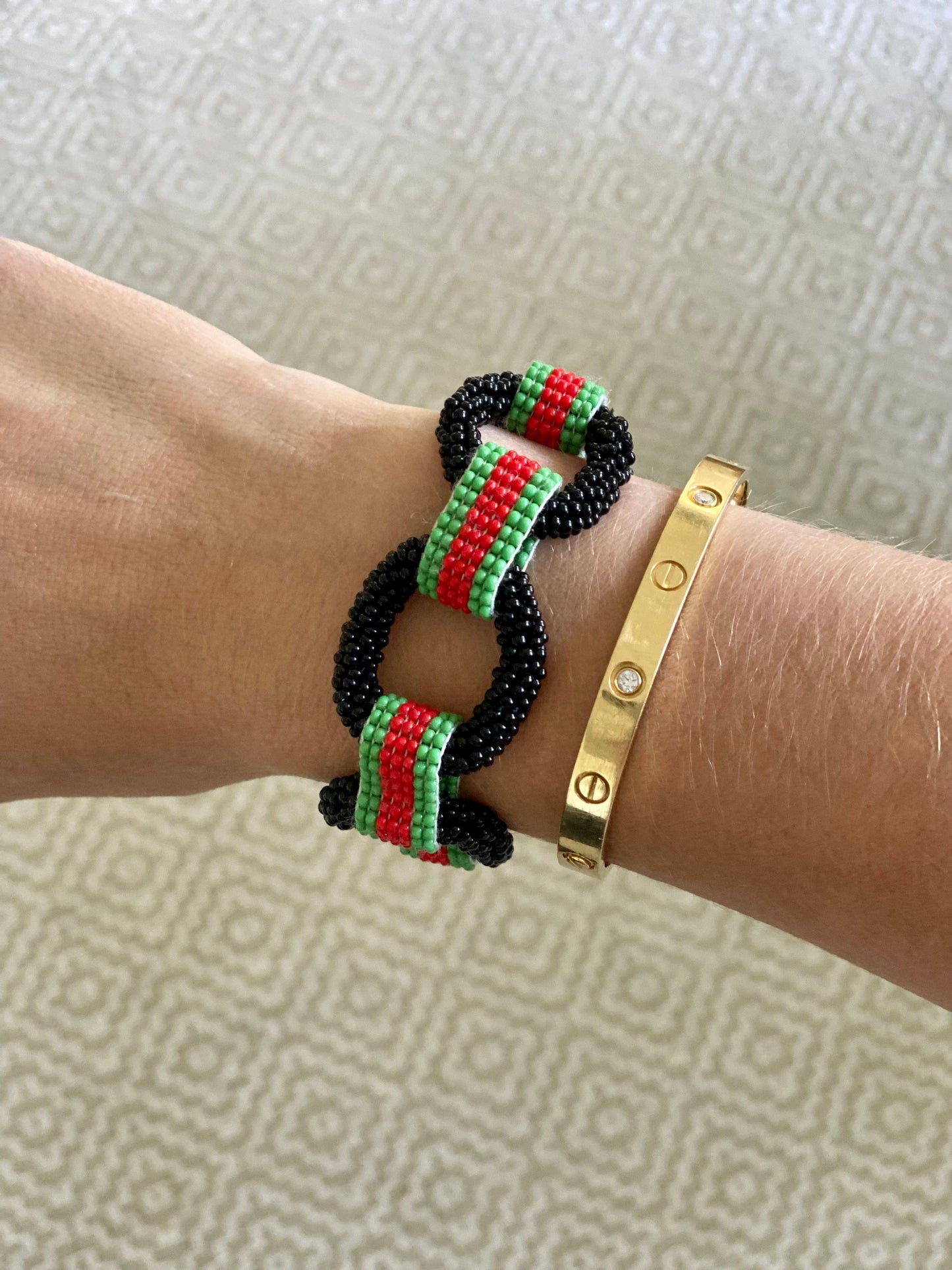 Links Bracelet in Black/Red/Green