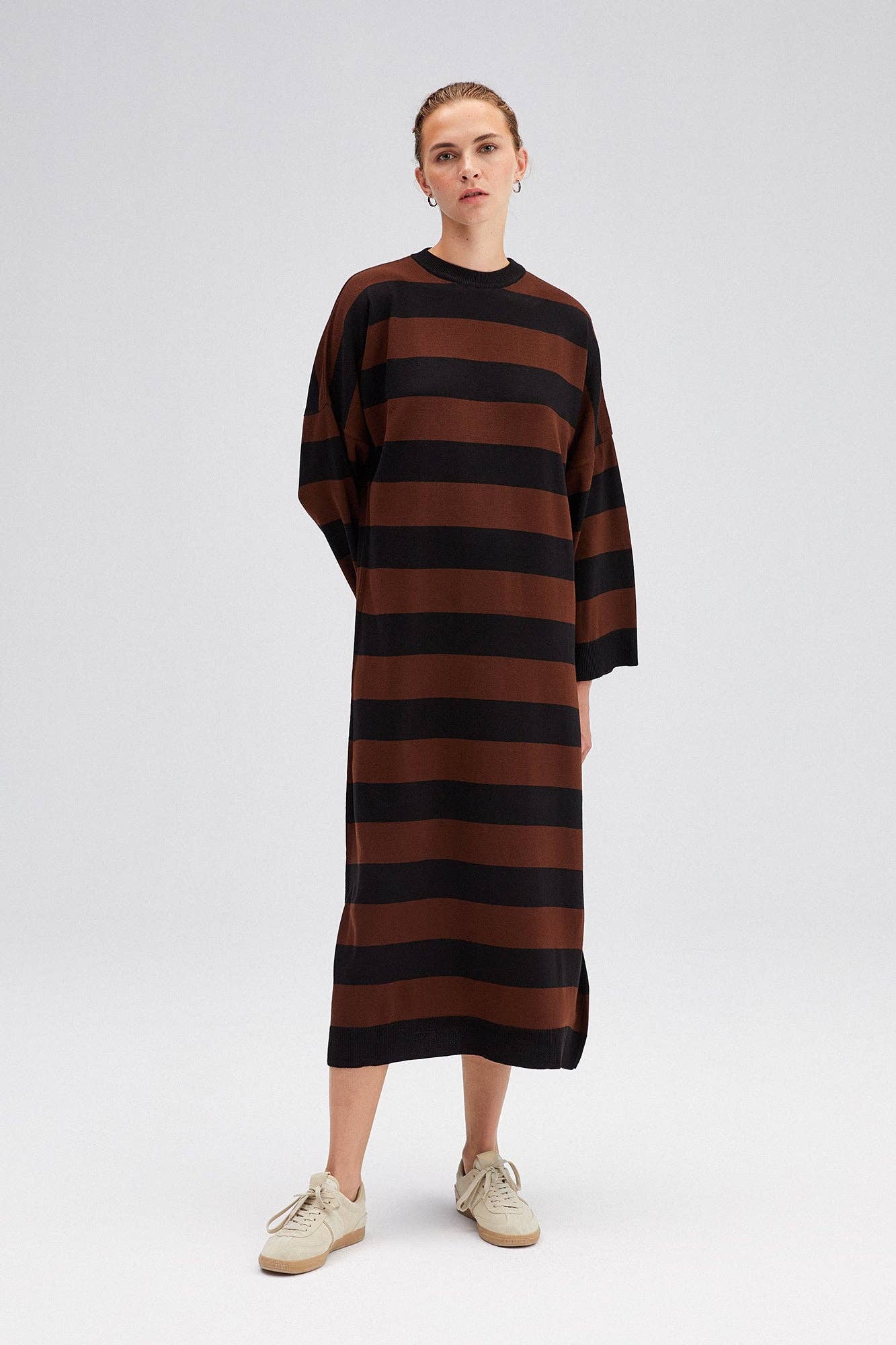oversize knitted dress Oversized Cable Knit Sweater Dress - Turtleneck Maxi Dress With Pockets