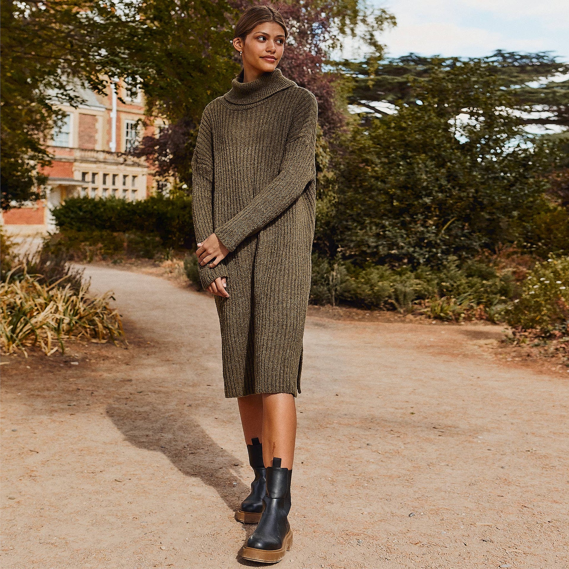 roll neck midi dress Roll Neck Midi Dress – CASTLE & GRAND